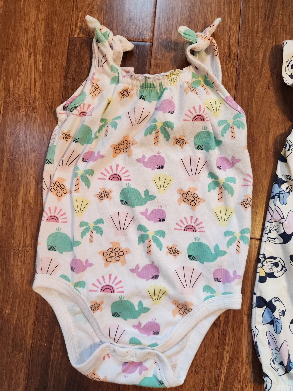 Minnie Baby Girl One-Piece Bubble Shorts Romper & Ocean Bodysuit, 18-24 Months - Picture 3 of 6